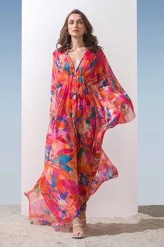 Shop for Mandira Wirk Pink Chiffon Floral Print Kaftan for Women Online at Aza Fashions Kaftan Pattern, Chiffon Kaftan, Kaftan For Women, Kaftan Designs, Pink Chiffon, Prom Looks, Draped Skirt, Pink Floral Pattern, Kaftan Dress