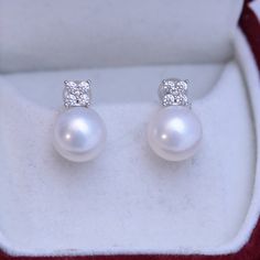 Unmissable! Check out this 10-11mm Freshwater Pearl Shiny Earrings only at $165.00. #houseofpearlsoffical #pearls #loosepearls #pearlstyle #pearllovers #pearlsaregirlsbestfriend #pearlshell #pearlscollection #pearlsdaily #pearlstrand Aaa Quality Drop Pearl Earrings, Gift Akoya Pearl Earrings, Elegant Hypoallergenic Akoya Pearl Earrings, Hypoallergenic Akoya Pearl Earrings For Anniversary, Hypoallergenic Pearl Earrings For Formal Occasions, Hypoallergenic Akoya Pearl Earrings, Shiny Earrings, Popular Earrings, Pearl Gifts