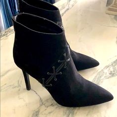 Nwot Guess Black Suede Booties With Leather Detail Across Boot.. Back Zipper.. Heel Is 4” New Never Worn!!!! Black Suede Booties, Leather Detail, Guess Shoes, Suede Booties, Black Suede, Bootie Boots, Ankle Boots, Women Shoes, Zipper