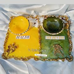 Bringing a touch of tradition to modern art ✨🌼 Our resin Haldi Mehndi palette captures the vibrant essence of celebration and culture. Perfect for adding a splash of color to your special moments! 💛💚 Dm for order 🎁🎁 #haldimehndi #resinart #culturalvibes #haldiceremony #mehndi #smallbusiness #wedding #indianwedding #bride #groom Diy Resin Crafts, Diy Resin, Diy Arts And Crafts, Resin Diy, Resin Crafts