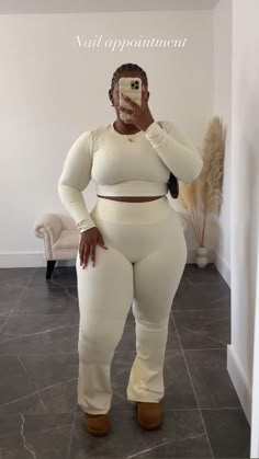 Plus Size Lounge Wear Outfit, London Outfit Ideas, Plus Size Outfits Casual, Lounge Outfits, Cold Outfits, Causual Outfits, Fashion Mistakes