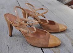 Vintage gold and brown leather slingback shoes FOGLIARINI Nice Slingback Shoes, 1940s Fashion, Beautiful Blouses, Brown Floral, Vintage Shoes, Pink Tops, Womens Heels, Women's Pumps, Vintage 70s