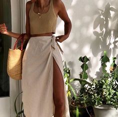 Fashion Edgy, Estilo Hippie, Edgy Chic, Yoga Photography, Mode Inspo, Maxi Skirts, Looks Style, Outfit Casual