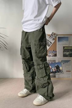 Cargo Multi Pockets Straight Casual Long Pants Cargo Fashion Men, Wide Cargo Pants Outfit Men, Vintage Street Wear Outfits Men, Mens Baggy Cargo Pants, Mens Streetwear Pants, Men Skater Style Street Fashion, Loose Clothing Style Men, Clothes Inspo Men, Masc Outfits For Summer