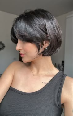 Haircuts For Fine Hair, Short Hair With Layers, Short Hair Cuts For Women, Short Hairstyles For Women