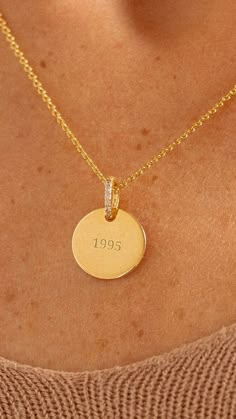 Engraved Necklace Ideas, Xtool F1, Jewelry Engraving, 22k Gold Necklace, Christmas Look, Fancy Jewellery Designs, Engraved Pendant, Memorial Necklace, Gold Charm Necklace