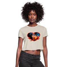 Lady.  This design is made for you.  With love... Trendy Crop Tops, Pregnancy Tshirts, Skateboarder, Heart Women, Cropped T Shirt, Crop Tshirt, Hoodie Dress, Cropped Hoodie, Sport T Shirt