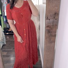 Tip Top Vintage Maxi Dress Embroidered Size Small Tie Back; Button Down; Crinkle Fabric Red Button-up Vacation Dress, Red Button-up Dress For Vacation, Casual Embroidered Button-up Dress, Crinkle Fabric, Vintage Maxi Dress, Top Vintage, Tie Back, Vintage Tops, Vintage Dresses