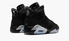 The Air Jordan 6 “Chrome 2022" is the modern reissue of the popular non-original colorway of the retro basketball shoe in mid-top form.  Originally released back in 2002 on the Jordan 6 Low, the “Chrome” was brought back on the model’s original mid-top silhouette in November 2022.  The modern “Chrome” color block is identical to the original version from back in the day.  The shoe features a black synthetic nubuck upper with contrasting Metallic Silver or “Chrome” accents on the mudguard above t Jordan 6 Chrome, 2022 Shoes, Tenis Jordan, Nike Air Jordan 6 Retro, All Jordans, Sneakers Box, Air Jordan 6 Retro, Chrome Color, Kobe Shoes