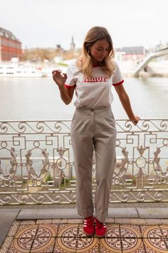 Ecru and navy blue striped pants-trousers that offer a high-rise fit, belt loops and pockets on the sides. These are the perfect wardrobe addition where you can style them up or down all season long! Our model also wears the Red Amor T-Shirt. Sizes: XS / S / M / L XS: Length 39.37 in - Width 11.81 in S: Length 40.16 in - Width 12.20 in M: Length 40.94 in - Width 12.60 in L: Length 41.73 in - Width 12.99 in 85% Cotton - 12% Polyester - 3% Elastane Handwash only Shirt And Trousers Women, Side Stripe Trousers, Parisian Women, Perfect Wardrobe, High Rise Pants, Formal Shirts, Side Stripe, Pants Trousers, Striped Pants