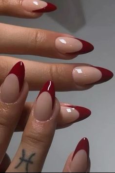 Burgundy Acrylic Nails, Burgundy Nail Designs, Deep Red Nails, Hoco Nails, Kutek Disney, Wine Nails, November Nails, Red Acrylic Nails, Nagel Tips