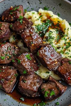 Recipes To Impress Boyfriend, Chopped Steak Recipes, Season Steak, Garlic Butter Steak Bites, Butter Steak Bites, Cubed Steak, Butter Steak, Garlic Butter Steak