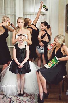 Bridesmaid Pictures, Bridesmaid Funny, Creative Wedding Photo, Bridal Party Photos, Wedding Party Photos, Tampa Florida