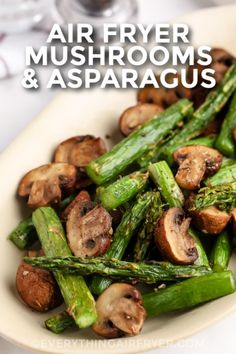 A serving dish of Air Fryer Mushrooms and Asparagus with a title Air Fryer Asparagus Recipes Healthy, How To Make Asparagus In The Air Fryer, Air Fried Asparagus Recipes, Air Fryer Asparagus Recipes Crispy, Air Fry Asparagus Recipes, Airfryer Asparagus Recipes, Asparagus Mushroom Recipes, Asparagus And Mushroom Recipes, Healthy Air Fryer Lunch