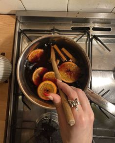 Christmas Cooking Aesthetic, Cider Aesthetic, Smells Like Christmas, Halloween Facts, Ultimate Christmas, Think Food, Best Seasons, Christmas Mood, Autumn Cozy