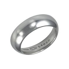 an image of a wedding ring that is shiny and shiny in the middle, on a white background