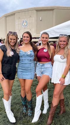 College Gameday Outfits Cowboy Boots, Game Day Outfit With Cowboy Boots, Msstate Game Day Outfits, Maroon Tailgate Outfit, Cowboy Boots Gameday Outfit, Game Day Cowboy Boots Outfit, Game Day Outfit Maroon, Game Day Outfit Texas A&m, Maroon Football Game Outfit