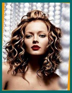 perm curls perms curl hairstyles Perms For Medium Hair, Big Curl Perm, Loose Spiral Perm, Loose Perm, Curled Hairstyles For Medium Hair, Spiral Perm, Medium Layered Hair, Spiral Curls, Mid Length Hair