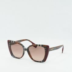 Retail $ 4 4 0 Brand New // Authentic Model: Be4393 405413 Sunglasses Frame Color: Check Brown / Bordeaux Lens Color: Pink Gradient Dark Brown Material: Acetate Size: 54 - 17 - 140 For: Women Style: Cat Eye Polarized: No Made In: Italy 100% Uv Protection Rx-Able: Yes Original Burberry Retail Packaging Included: Case, Cloth (See Pics) Shipping From Nyc Every Business Day Follow Our Store Showroom For More Amazing Deals Pink Burberry Sunglasses, Round Lens Sunglasses, Transparent Sunglasses, Burberry Classic, Burberry Glasses, Authentic Models, Green Sunglasses, Grey Sunglasses, White Sunglasses