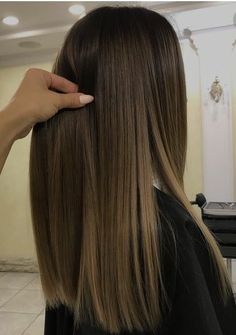 Brunette Bayalage, Balayage Bangs, Bayalage Brunette, Ash Brunette, Brown Hair Cuts, Hair Color Flamboyage, Ash Balayage, Coffee Brown Hair, Rambut Brunette