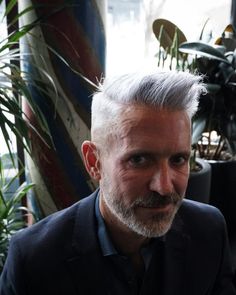 42 Fresh Hairstyles For Men Over 50 – Fashion Hombre Viking Hairstyles For Men, Hairstyles For Thinning Hair, Buzz Cut With Beard, Crown Men, Viking Hairstyles, Ducktail Beard, Fresh Hairstyles, Pompadour Fade