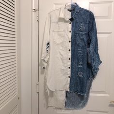 Thrill Denim Distressed Ripped Two Tone Ombre White Blue Denim Tunic Jacket Blouse Shirt Longer Back Button Down Distress Round Hem Size L Large Long Sleeves Roll Adjustable Button Review Pictures For Additional Detail Pictures May Vary Color Due To Lighting Measurements Are Approximate Flat Pit To Pit 23.5 Back Length 41” Thank You For Stopping By! Quick Shipping Offers Bundle 2 More Items Great Discounts Dtw1002 Jacket Blouse, Denim Tunic, Distressed Shirt, Denim Collection, Denim Button Down, Chambray Shirt, Blouse Shirt, Distressed Jeans, Distressed Denim