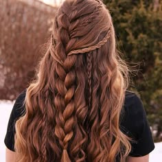 Part Up Wedding Hair, Half Up Half Down Hair Styles Curly, Half Up Hair With Braid, Braids For Layered Hair, Elven Braids, Nordic Hairstyles Women, Crazy Braids Hairstyles, Cute Braid Ideas, Celtic Hairstyles