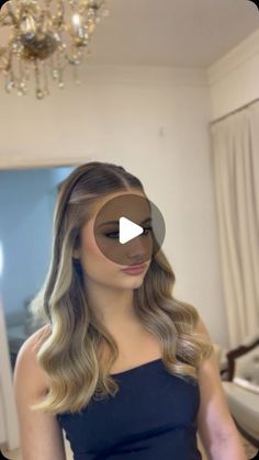 Hair Pulled Back Half Up, Simple Down Hairstyles, Peinados Elegantes Sueltos, Easy Prom Hair, Sleek Prom Hair, Simple Prom Hair, Down Hairstyles, Prom Hair, Straight Hairstyles