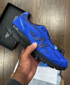 Colorful Sneakers, Shoe Wishlist, Shoe Gallery, Fresh Shoes, Cool Outfits For Men, Aesthetic Shoes