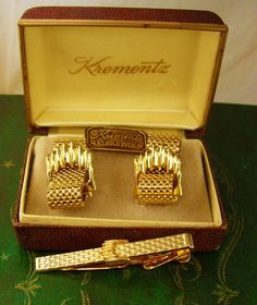 Krementz Hand Crafted 14kt Gold Overlay Cufflinks Vintage Tie Clip Set Mesh Wrap Original Box Origin Antique Yellow Gold Formal Cufflinks, Elegant Yellow Gold Cufflinks, Antique Rectangular Jewelry For Formal Occasions, Antique Rectangular Formal Jewelry, Gold Art Deco Jewelry For Formal Occasions, Gold Rectangular Cufflinks For Anniversary, Classic 14k Gold Wedding Cufflinks, Elegant Rectangular Cufflinks For Formal Occasions, Elegant Cufflinks With Gift Box