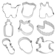 six cookie cutters with different shapes and sizes to make them look like they are ready for baking