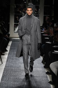 Joseph Abboud Fall 2018 Menswear Fashion Show | Vogue Men Runway, 1950s Jacket Mens, Cargo Jacket Mens, Formal Ideas, Green Cargo Jacket, Big Men Fashion, Joseph Abboud, Menswear Fashion Show