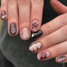 Never Too Late To Start, Coquette Fashion, Hippie Nails, Grunge Nails, Soft Nails, Aesthetic Coquette, My Angel, Birthday Nails, Minimalist Nails