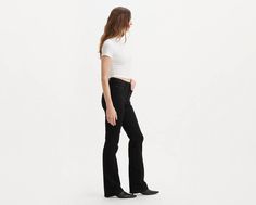 A high rise meets a modern bootcut leg. We designed these easy-to-wear 725 High-Rise Bootcut jeans with a high rise, slim leg and subtle bootcut at the hem for a flattering silhouette. Part of our signature ‘Lot 700’ fits, these jeans are designed to flatter;all day, every day. A classic leg-lengthening bootcut silhouette Designed to give you legs for days Fits slim through your hip and thigh with a high rise that holds you in Authentic denim character enhanced with supersoft stretch. For jeans that'll leave you starry-eyed. That's Levi's® Stellar Stretch. Thanks to excellent built-in recovery, they champion your curves and move with you;without sagging or bagging;everywhere and every wear. Color that lasts. This garment is made with Stay Dark technology, meaning it keeps its true color fo Trendy Fitted Levi's Flare Jeans, Levi's Fitted Flare Jeans For Fall, Levi's Mid-rise Fitted Flare Jeans, Dark Technology, High Rise Bootcut Jeans, Black Levis, Starry Eyed, Slim Leg, Silhouette Design