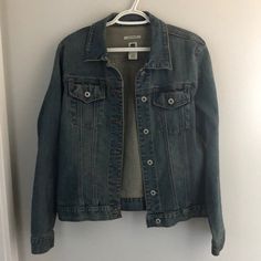 Like Brand New. Vintage. Jackets Holds Up Extremely Well. A Bit Of A Stretch. Coats Vintage, Gap Jacket, Gap Jackets, Hold Ups, Vintage Jackets, Gap Jeans, Jean Jackets, New Vintage, Jean Coat