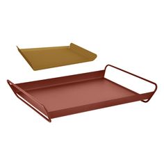 two trays with handles are shown in red and brown colors, one is empty