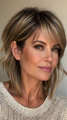 Pinned Back Hairstyles, Long Layers Hairstyles, Layers Hairstyles, Medium Shaggy Hairstyles, Layered Haircuts For Medium Hair, Shaggy Hair, Classic Hairstyles, Thicker Hair, Haircuts For Medium Hair