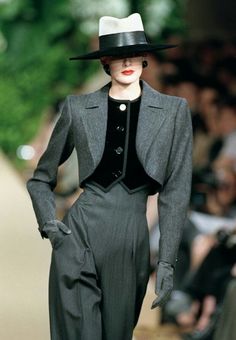 Dandy Look, Mode Inspo, 가을 패션, Mode Vintage, Suit Fashion, Mode Inspiration, Looks Vintage, Costumes For Women, Couture Fashion