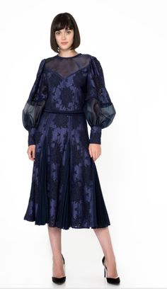 Damask Dress, Dresses Ideas, Chic Clothes, Damask, Chic Outfits, Dresses With Sleeves, Long Sleeve Dress, Silk, Long Sleeve