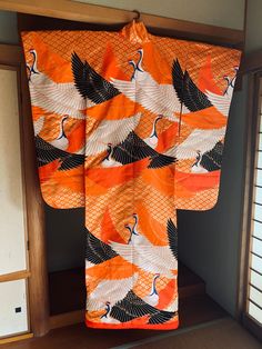 Great condition, Japanese wedding robe called Iro Uchikake. Crane is a symbol of "longevity. Also, cranes are a perfect pattern for celebrations, as they stay with the same partner for the rest of their lives. Moreover, cranes are known for their beauty and grace, making them suitable decorations for weddings.  Sizing information Length: 179 cm (70.47 inches) Length of sleeves: 105 cm (41.34 inches) Length (neck to wrist): 64 cm (25.20 inches) ※Free shipping from Japan with a tracking number. ※K Kimono Wedding Dress, Japanese Wedding Kimono, Wedding Dress Traditional, Recycled Kimono, Vintage Kimono Fabric, Bridal Kimono, Kimono Japanese, Pink Kimono, Japanese Wedding