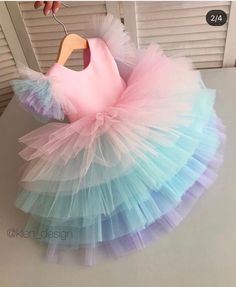 Ruffle Frock, Frocks For Babies, Baby Party Dress, Kids Dress Wear, Kids Gown, Kids Designer Dresses, Kids Frocks, Baby Frocks Designs