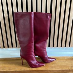 Like New Had It On Ones Super Comfortable. Very Nice Soft Leather Rossi Shoes, Ladies Shoes, Gianvito Rossi, Soft Leather, Bootie Boots, Night Out, Ankle Boots, Like New, Size 7