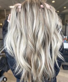 Ashy Blonde Hair Medium Length, Frosty Blonde Balayage, Blonde Hair With Subtle Lowlights, Blonde Highlight And Low Light, High Light Low Light Hair Blonde, Cool Dimensional Blonde, Blonde High And Low Lights, High And Low Lights Hair Blonde Balayage Highlights, Cold Blonde Highlights