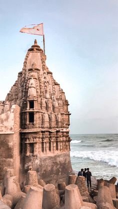 Dwarka temple Gujarat Dwaraka Krishna Images, Dwarka Aesthetic, Gujarat Aesthetic, Blank Dp, Dwarka Gujarat, Temple Ideas, India Aesthetic, Temple Drawing