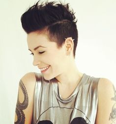 Love this but not sure if I could pull it off? 30 Chic Pixie Haircuts: Cool Hairstyle for Women and Girls Lesbian Haircut, Edgy Haircuts, 2015 Hairstyles, Popular Haircuts, Short Pixie Cut, Short Haircut, Short Hair Styles Easy, Short Hair Styles Pixie, Shaved Hair