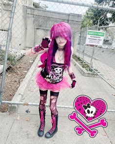 #scene #emo #scenekid #emostyle #2000s #y2k #2000snostalgia #myspace #alt #alternative #alternativefashion #2014 #outfits #style Scene Aethstetic, Scene Clothing Style, Colorful Emo Outfits, Scean Girls Outfits, Clothing Styles Y2k, Emo Fits 2000s