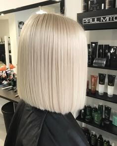 Tuns Bob Lung, Cool Blonde Tone, Aline Bob, Pearl Blonde, Bob Cut Wigs, Blonde Tones, Silver Blonde, Cool Blonde, Sienna Miller