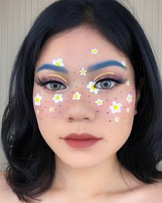 Aesthetic Face Paint Ideas, Artsy Makeup, Flower Makeup, Diy Home Decor Ideas