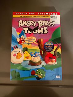 the angry birds dvd is shown in this image