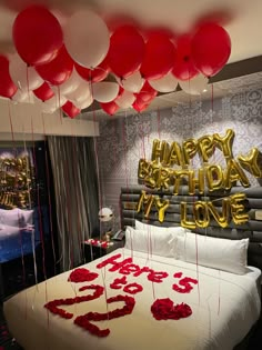 Room decorations, birthday celebration, visit vegas, travel guide, room setup ideas, room setups Hotel Room Decoration, Valentines Bedroom, Boyfriends Birthday Ideas, Romantic Room Surprise, Room Surprise, Surprise Birthday Decorations, Romantic Room Decoration, Birthday Room, Wedding Room Decorations